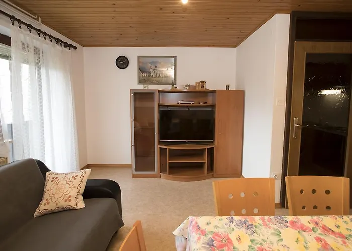 Turisticna Kmetija Gartner 3a